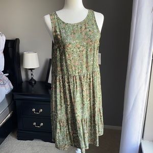 Old Navy Floral Dress (Size Medium)